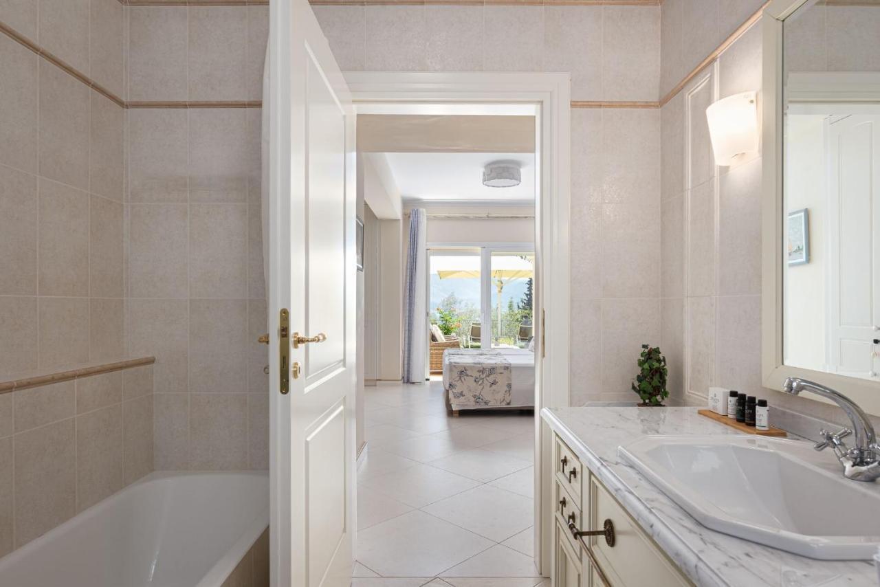 Villa Fantasia Isthmia Zewnętrze zdjęcie